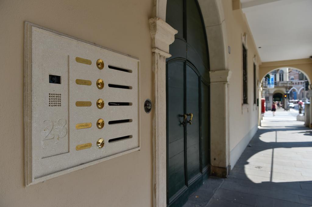 Palazzo Bovio - Boutique Apartments Padova Exterior photo